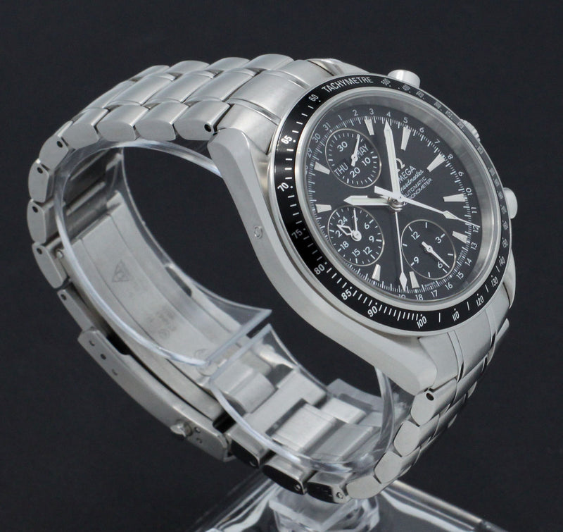 Omega Speedmaster Day Date 3220.50.00 - 2007 - Omega horloge - Omega kopen - Omega heren horloge - Trophies Watches