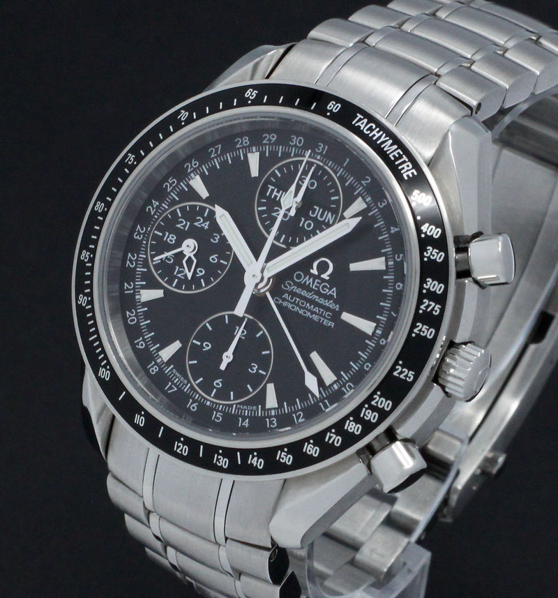 Omega Speedmaster Day Date 3220.50.00 - Ongeveer 2009 - Omega horloge - Omega kopen - Omega heren horloge - Trophies Watches