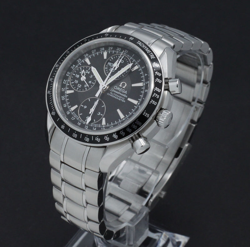 Omega Speedmaster Day Date 3220.50.00 - 2007 - Omega horloge - Omega kopen - Omega heren horloge - Trophies Watches